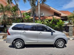 Dijual Toyota New Avanza 1.3 G AT 2012 Silver Surabaya 3