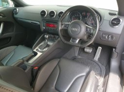 Dijual Audi TT 2.0 Coupe TFSI 2011 di Jawa Timur 4