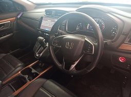 Dijual Honda CR-V Turbo Prestige 1.5 AT 2017 di Jawa Barat 4