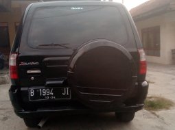 Dijual Isuzu Panther GRAND TOURING 2004 Hitam di Bekasi 7