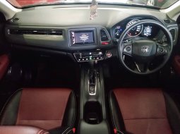 Dijual Honda HR-V E CVT AT 2016 Hitam Mutiara di Jawa Barat 4