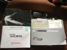 TOYOTA SIENTA V 2016 A/T 1