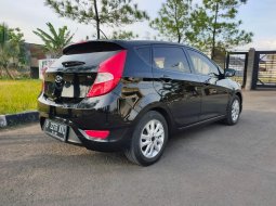 Hyundai Grand Avega GL A/T 2015 Hitam 6