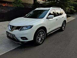 TERMURAH Nissan New Xtrail Hybrid 2015 Matic Putih Like New Joss 4