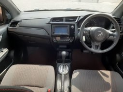 Honda Brio RS CVT AT 2018 Silver 2
