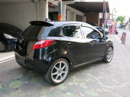 Mazda 2 R AT Matic 2011 2