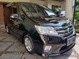 Nissan Serena Highway Star  6