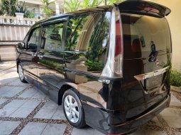 Nissan Serena Highway Star  5