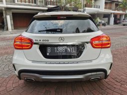 Mercedes-Benz GLA 200 Sport 2016 3