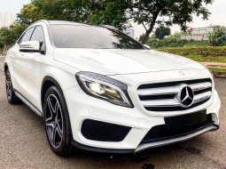 Mercedes-Benz GLA 200 2015 AMG CBU 10