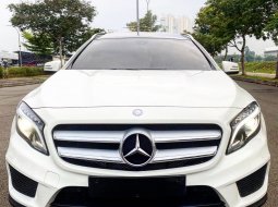 Mercedes-Benz GLA 200 2015 AMG CBU 9