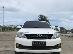 Toyota Fortuner G mt 2011 diesel putih 6