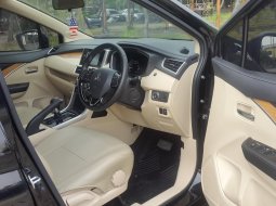 Mitsubishi Xpander 1.5 ULTIMATE AT Black On Beige Tgn1 Low KM TDP 47Jt 7