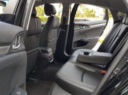 Honda Civic ES Prestige Turbo 2019 6