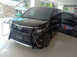 DISKON GEDE GEDEAN Toyota Voxy 2020 di Jakarta Pusat 4