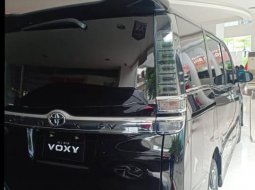 DISKON GEDE GEDEAN Toyota Voxy 2020 di Jakarta Pusat 5