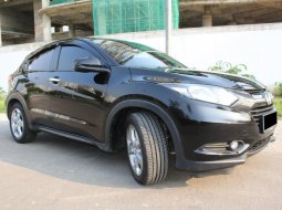 Honda HR-V E 2015 Hitam 8