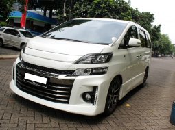 Toyota Vellfire ZG 2013 Putih 7