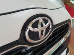 Toyota Sienta V 1.5 FULL ORI + GARANSI MESIN & TRANSMISI 1 TAHUN 7