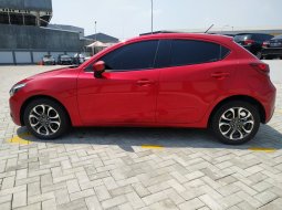 Mazda 2 R Skyactiv 1.5 AT 2014 Merah 6