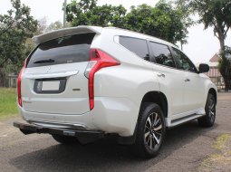 Mitsubishi Pajero Sport Dakar 2018 Putih 7