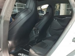 Tesla Model S P100D 2018  9