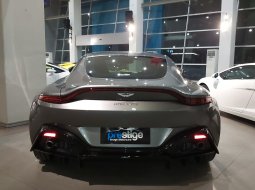 Brand New 2019 Aston Martin Vantage Coupe 5