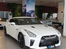 Brand New 2019 Nissan GTR 2