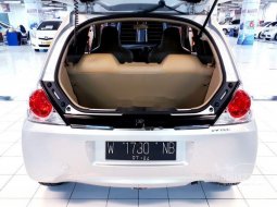 Mobil Honda Brio 2014 Satya E terbaik di Jawa Timur 6