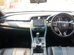 Jual cepat Honda Civic 2 2017 di Jawa Barat 6