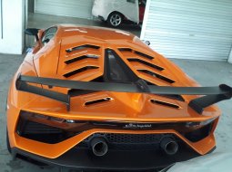Brand New 2019 Lamborghini Aventador SVJ Orange 3