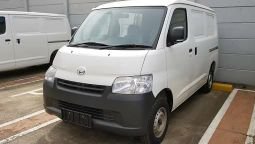 Daihatsu Gran Max Blind Van  6