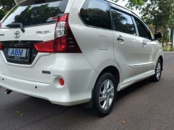 Toyota Avanza Veloz 1.3 cc matic 2014 1