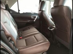 Jual Toyota Fortuner VRZ 2016 harga murah di Jawa Timur 1