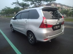Dijual mobil bekas Daihatsu Xenia R, Banten  5