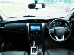 Jual Toyota Fortuner VRZ 2016 harga murah di Banten 2