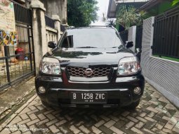 Mobil Nissan X-Trail ST 2004 dijual  1