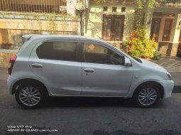 Jawa Barat, jual mobil Toyota Etios Valco E 2014 dengan harga terjangkau 1