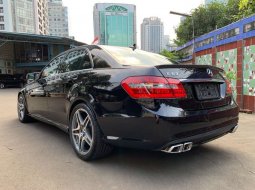 Dijual mobil bekas Mercedes-Benz E-Class , DKI Jakarta  4