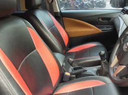 Dijual mobil bekas Toyota Kijang Innova G Luxury, Jawa Timur  5