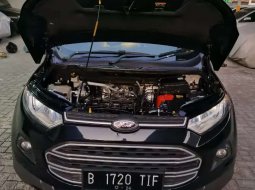 Ford EcoSport 2015 Jawa Timur dijual dengan harga termurah 16