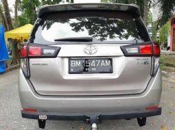 Jual Toyota Kijang Innova V 2016 harga murah di Riau 6