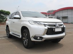 Mitsubishi Pajero Sport 2.5L Dakar 2018 Putih 3