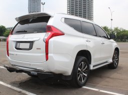 Mitsubishi Pajero Sport 2.5L Dakar 2018 Putih 4