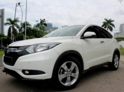 Honda HR-V E 2015 Putih 2