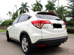 Honda HR-V E 2015 Putih 4