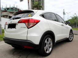 Honda HR-V E 2015 Putih 6