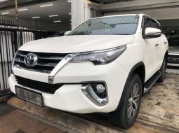 Mobil Toyota Fortuner 2017 VRZ terbaik di Jawa Timur 1