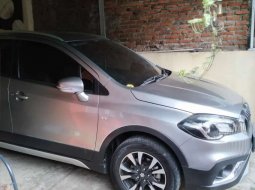 Jual mobil bekas murah Suzuki SX4 2018 di Jawa Barat 7