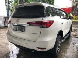 Mobil Toyota Fortuner 2017 VRZ terbaik di Jawa Timur 7